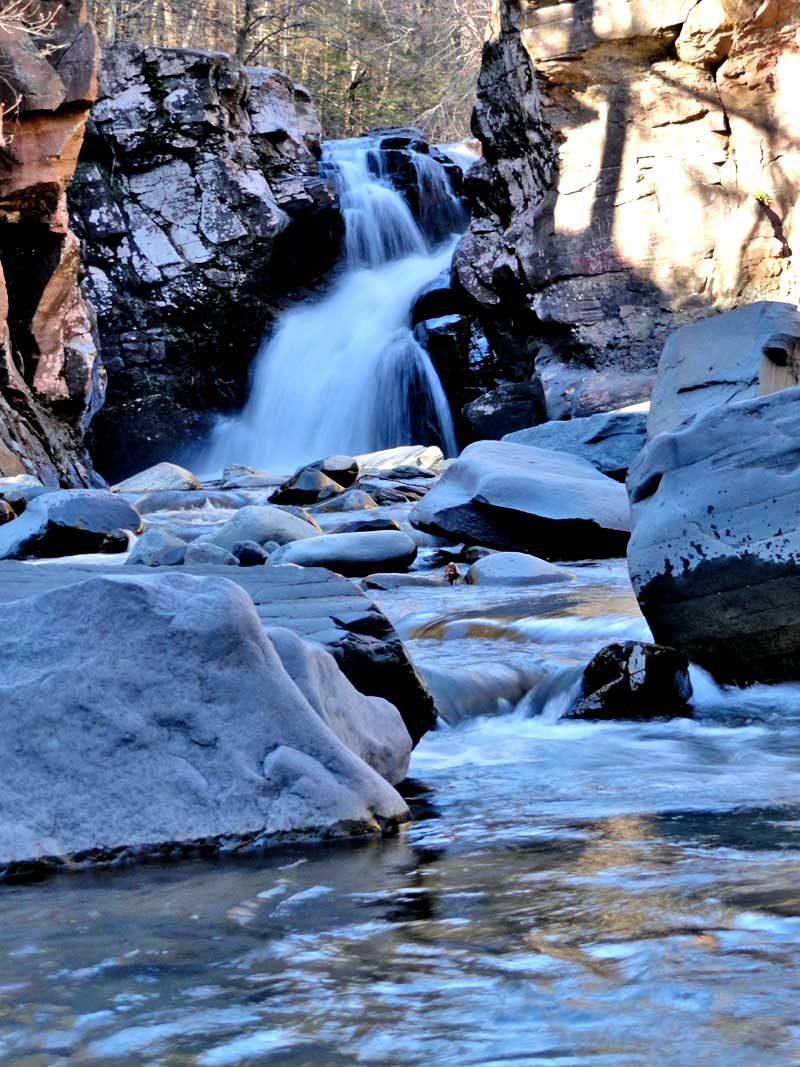 Tragedy at Fawn’s Leap: Local Officials Call for Urgent Safety Reforms