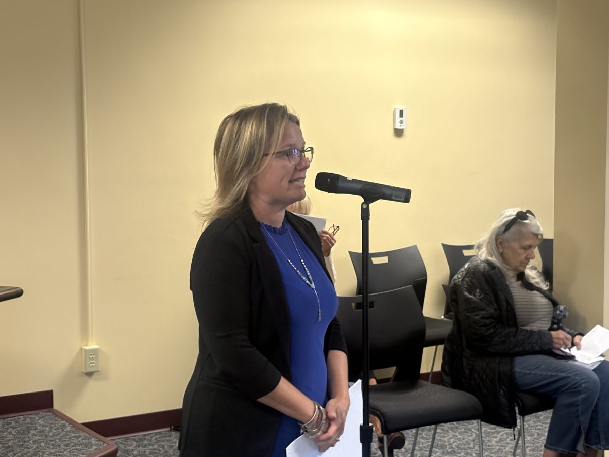 County Board: There's Room for all Farmer's Markets
