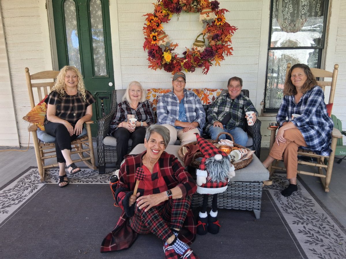Plaid Lady to Host PlaidurDay