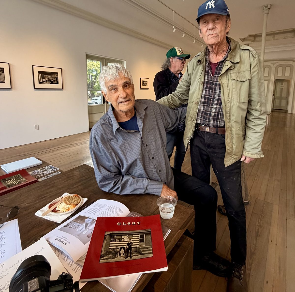 Robert D'Alessandro’s ‘Glory’ Examines America Behind the Flag