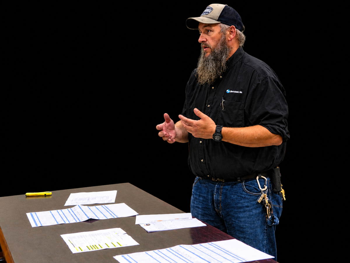 Tuttle Takes Helm at Ashland Meeting Photo