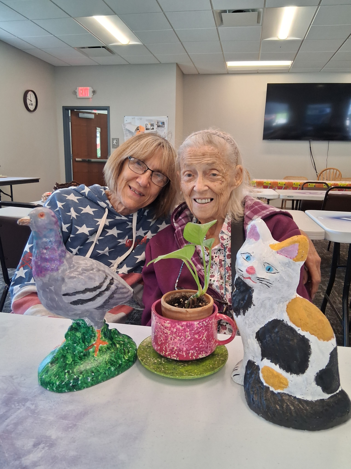 WAJPL (and beyond) GOLDEN AGERS Annual Arts & Crafts “Show and Tell” Photo