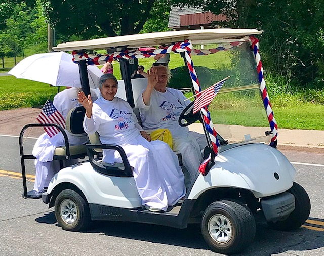 Beautiful Day for a Parade in Tannersville Photo