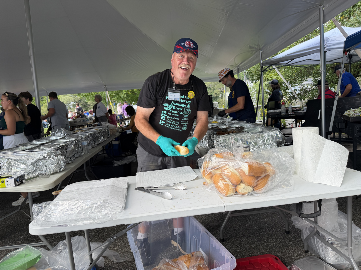 Sausage And Brew Fest Draws A Crowd Photo