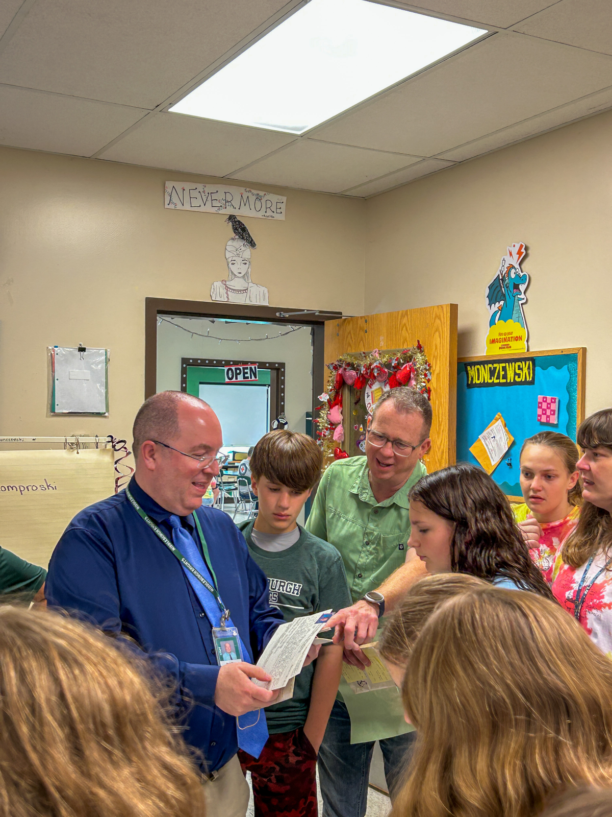 MCS Students Open 1976 Time Capsule Photo
