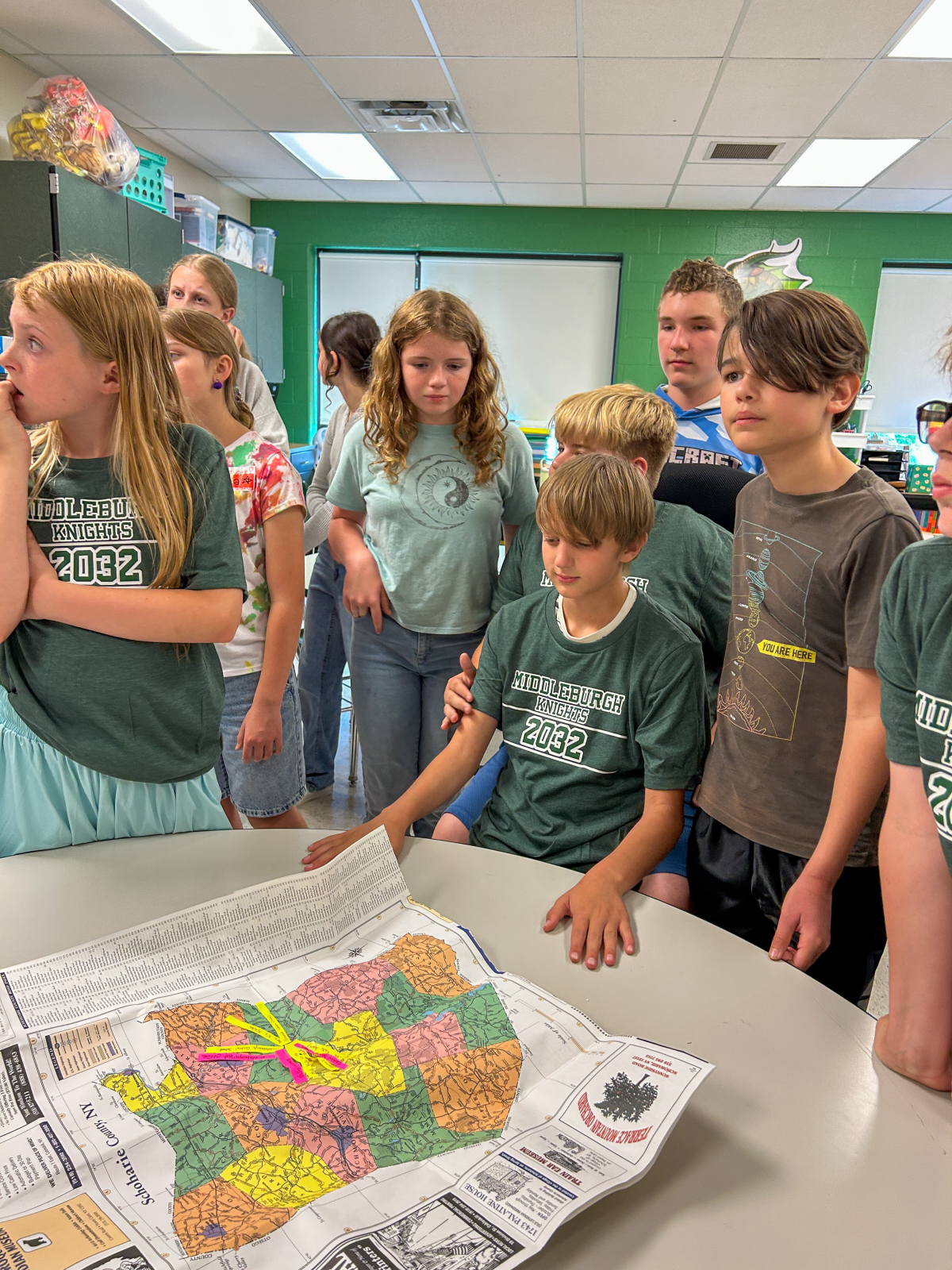 MCS Students Open 1976 Time Capsule Photo