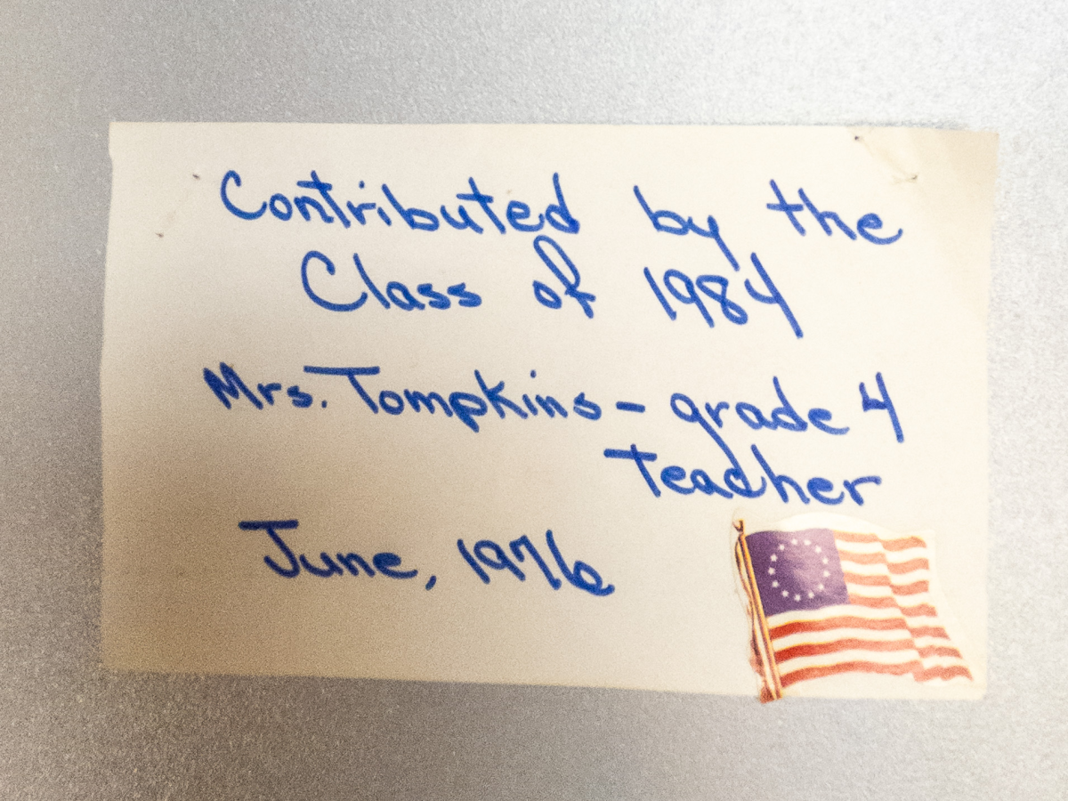 MCS Students Open 1976 Time Capsule Photo