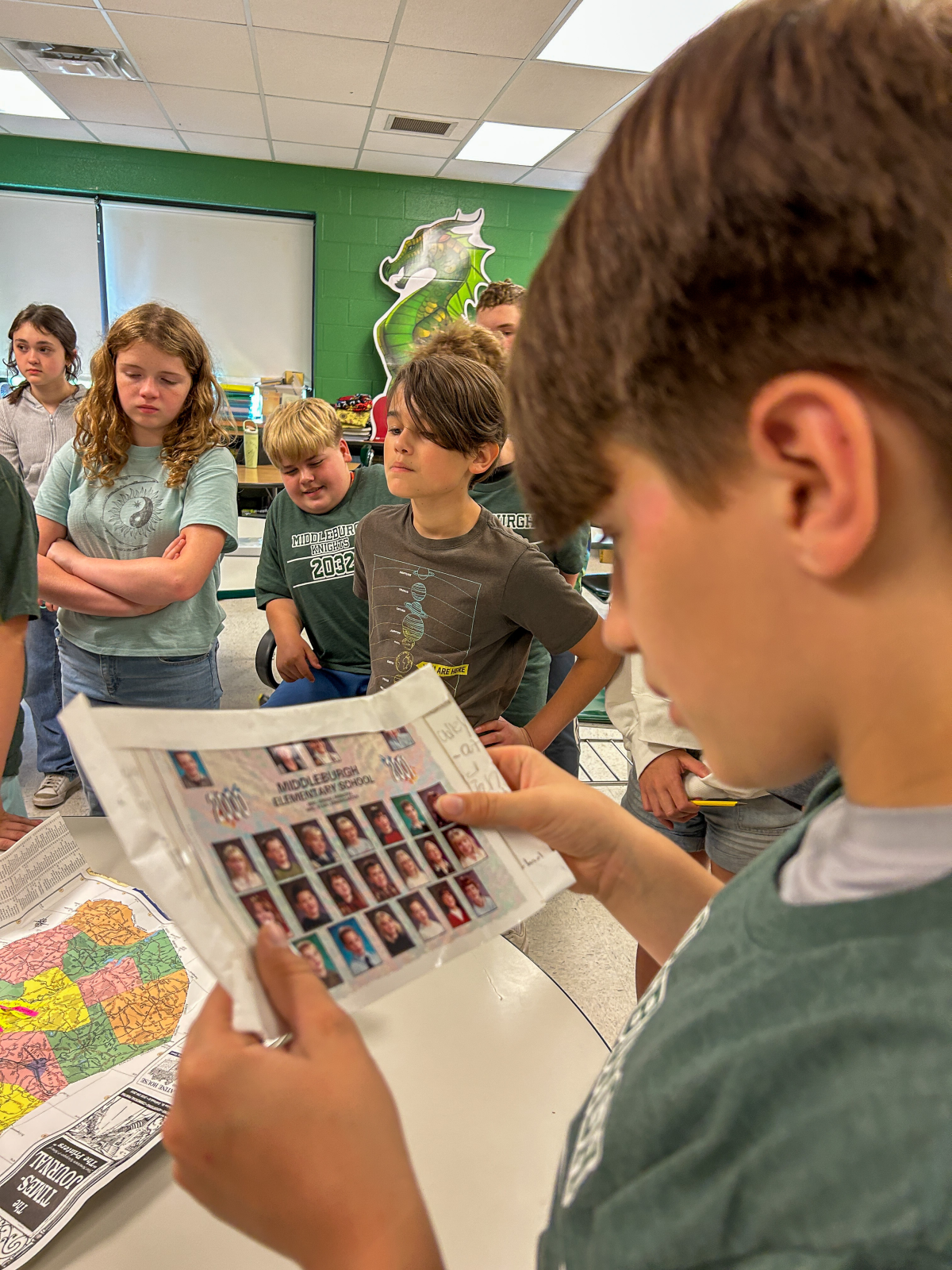MCS Students Open 1976 Time Capsule Photo